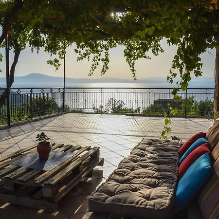 Coastal Stone Residence With Spectacular Scenery Kitriaí 外观 照片